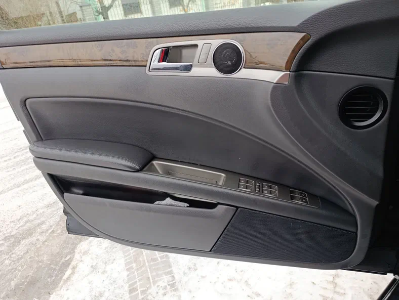 Volkswagen Phaeton 2013