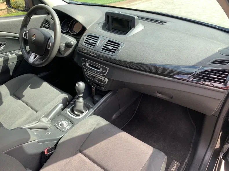 Renault Megane 2011 - 9