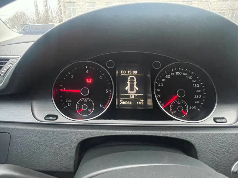 Volkswagen Passat 2012 - 12