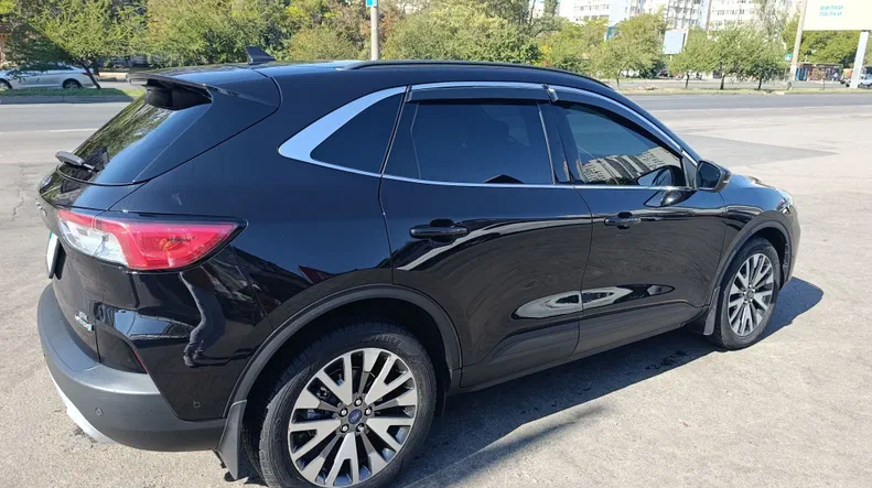 Ford Escape 2020 - 21