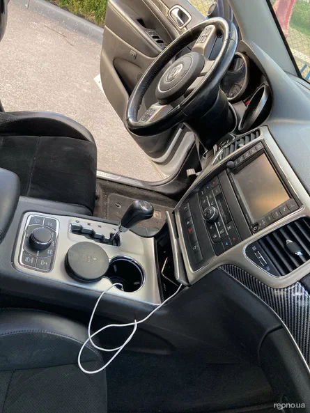 Jeep Grand Cherokee 2012 - 10