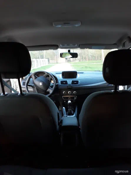 Renault Megane 2011 - 11