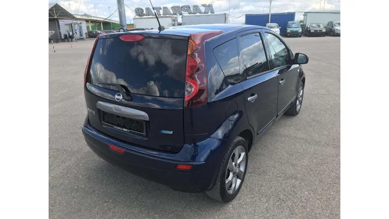 Nissan Note 2011