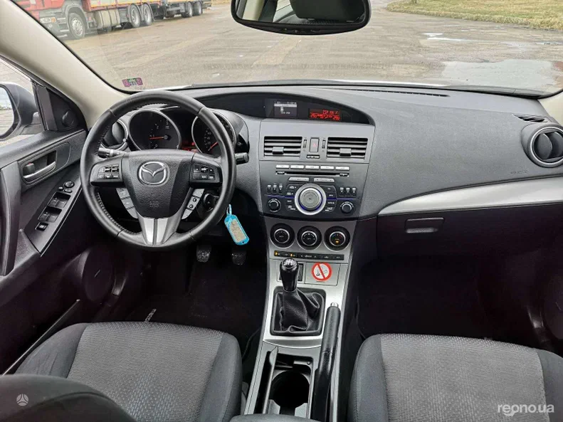 Mazda 3 2009 - 11