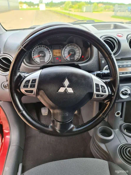 Mitsubishi Colt 2008 - 6