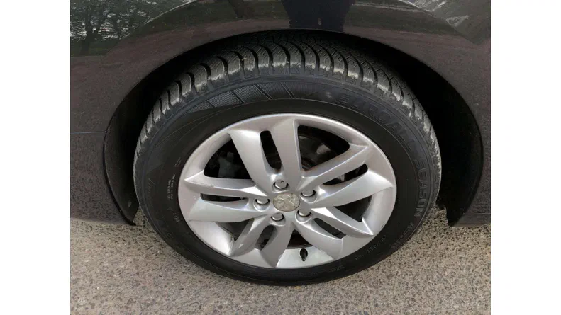 Peugeot 508 2012 - 9