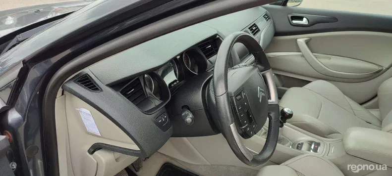 Citroen C5 2010 - 24