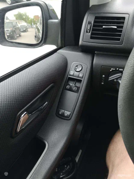 Mercedes-Benz А-Клас 2011 - 15