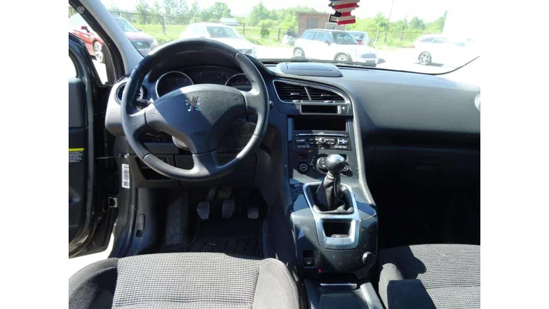 Peugeot 4008 2010 - 6