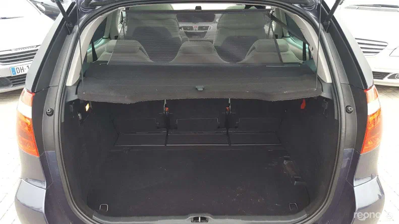 Citroen C4 Picasso 2008 - 8