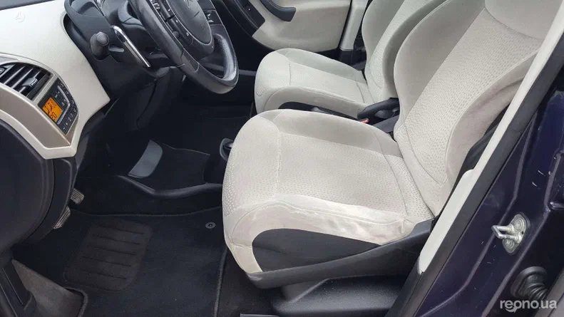 Citroen C4 Picasso 2008 - 20