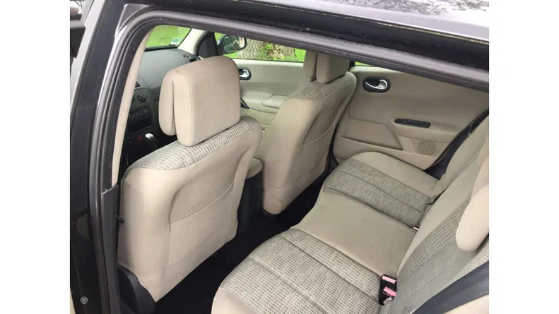 Renault Megane 2008 - 10