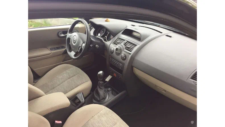 Renault Megane 2008 - 11