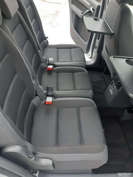 Volkswagen Touran 2009 - 11