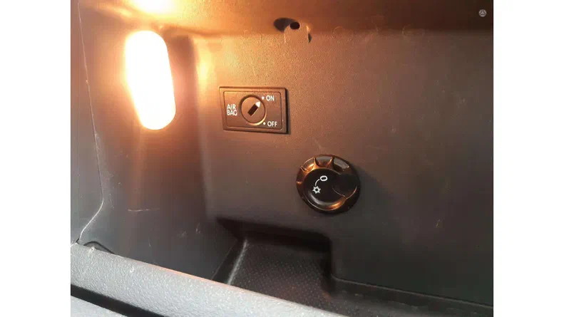 Volkswagen Touran 2009 - 24