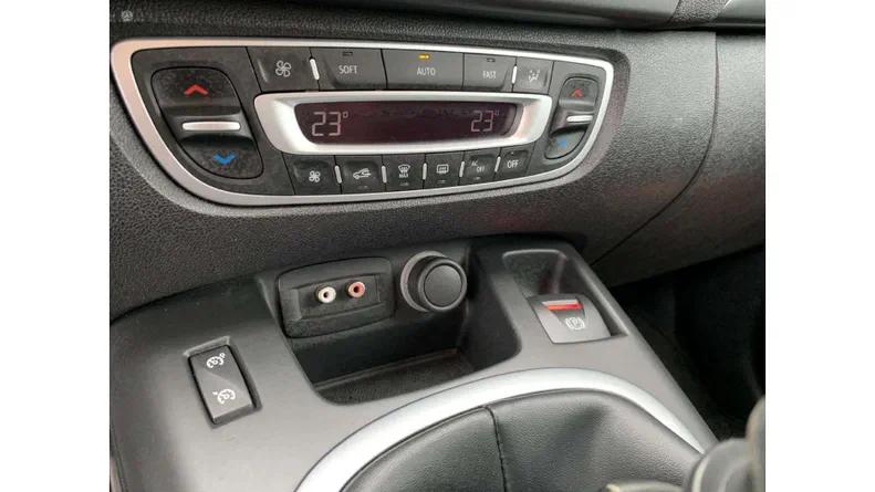 Renault Scenic 2009 - 24