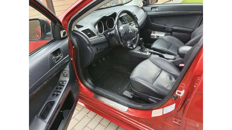 Mitsubishi Lancer 2009 - 8