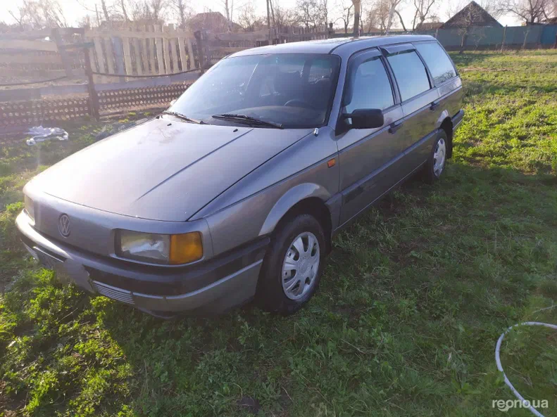 Volkswagen Passat 1993 - 11