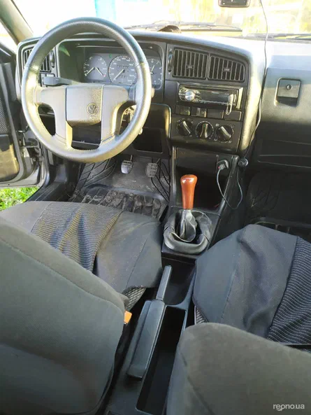 Volkswagen Passat 1993 - 10