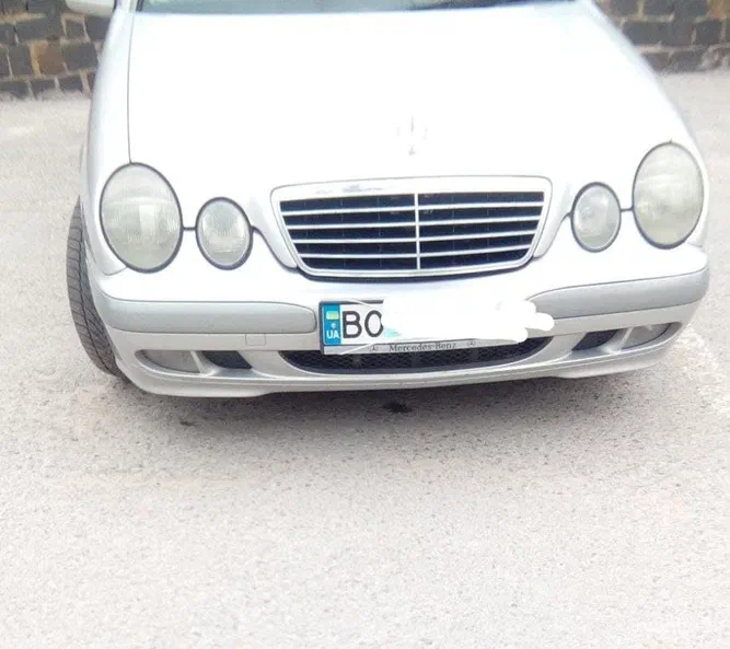 Mercedes-Benz E-Класс 2001