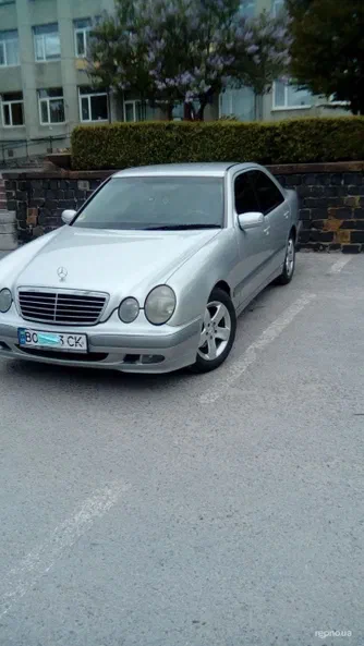 Mercedes-Benz E-Клас 2001 - 13
