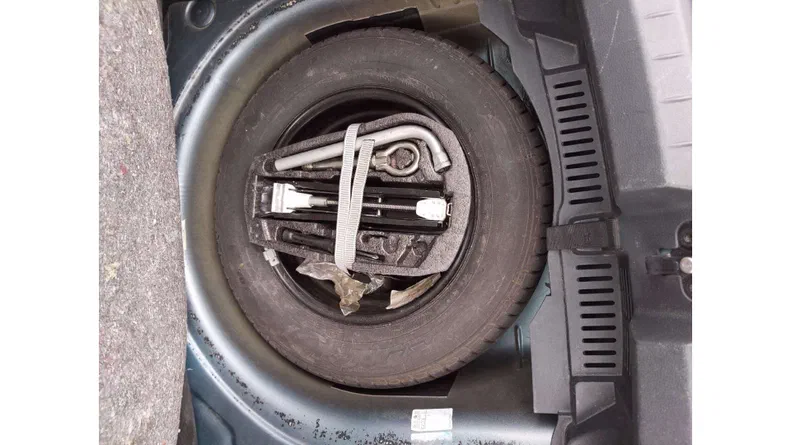 SEAT Ibiza 2008 - 10