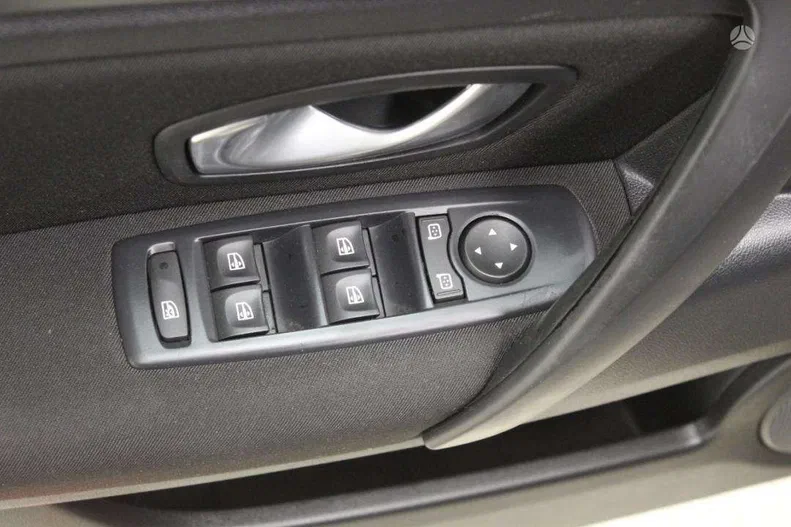 Renault Laguna 2008 - 6