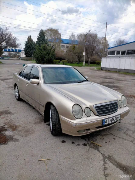 Mercedes-Benz E-Класс 2000