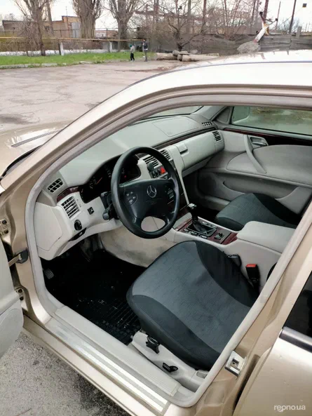Mercedes-Benz E-Класс 2000