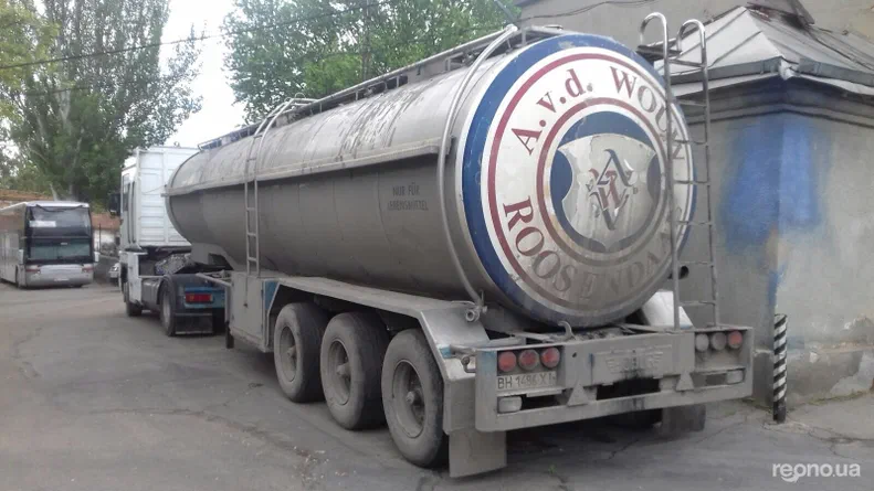 Renault MAGNUM 390 2000