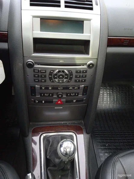 Peugeot 407 2008 - 8