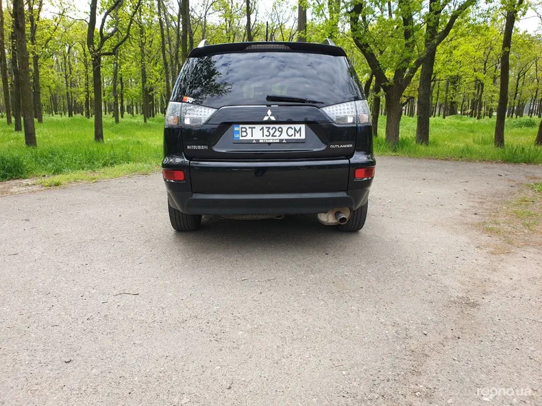 Mitsubishi Outlander 2010