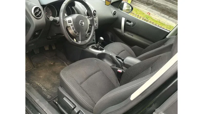 Nissan Qashqai 2009 - 10