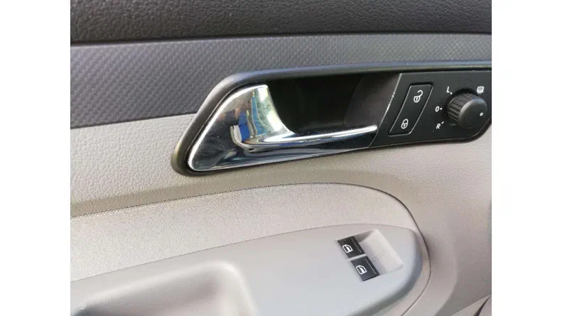 Volkswagen Caddy 2009 - 8