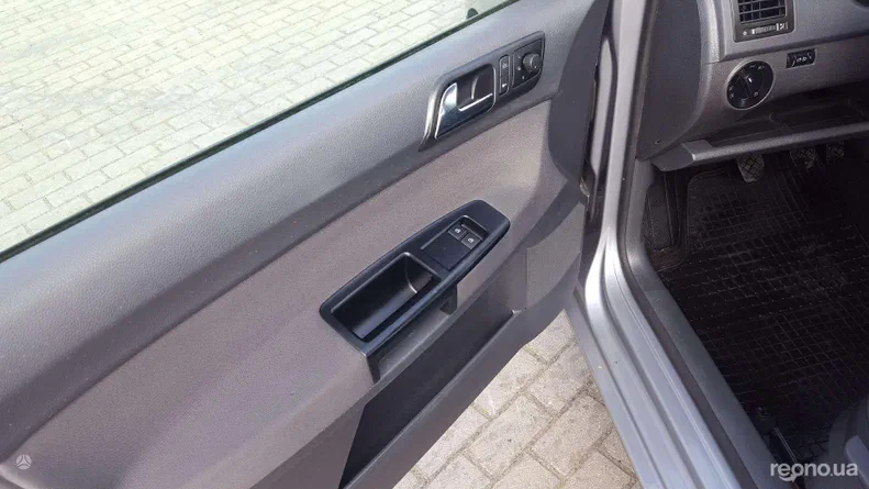 Volkswagen Polo 2008 - 10