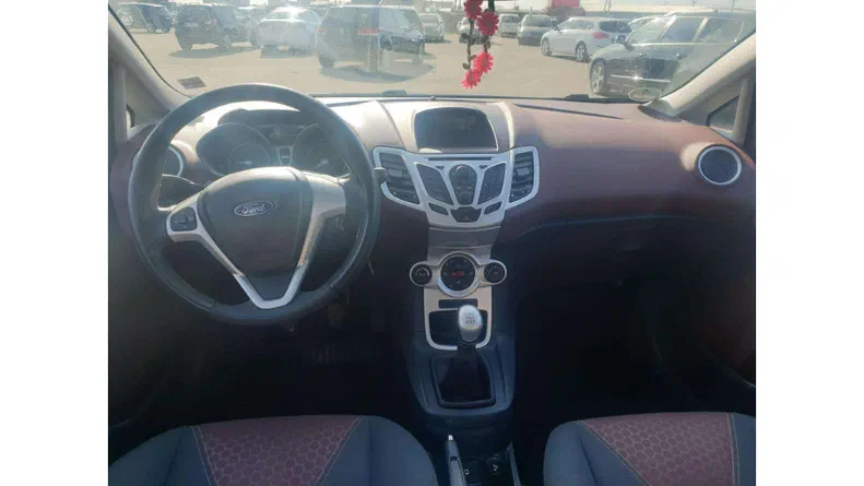 Ford Fiesta 2009 - 9