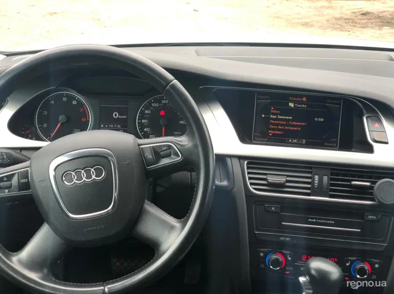 Audi A4 2010 - 6