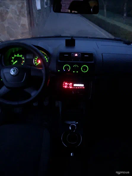 Skoda Fabia 2012 - 5