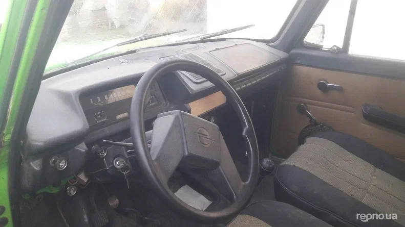 Москвич 2140 1983