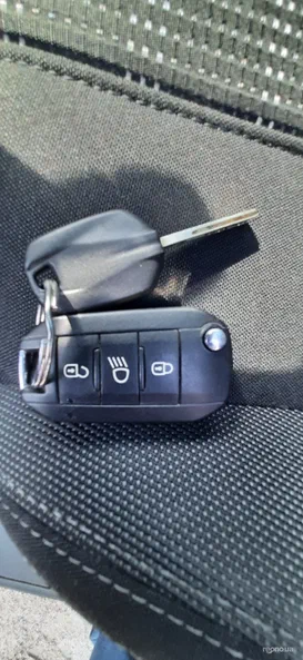 Peugeot 308 2015 - 20