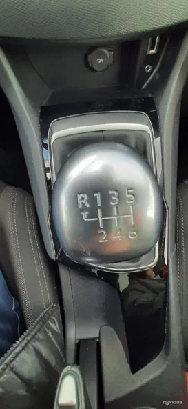 Peugeot 308 2015 - 21