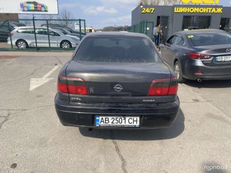 Opel Omega 2000