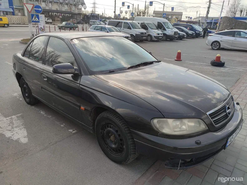 Opel Omega 2000 - 5
