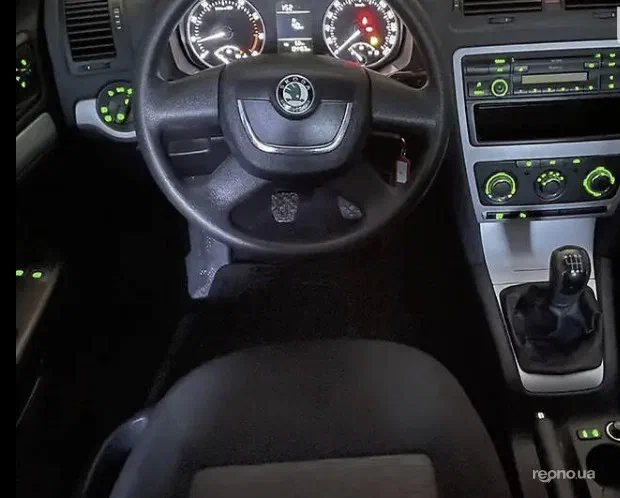 Skoda Octavia 2009 - 6