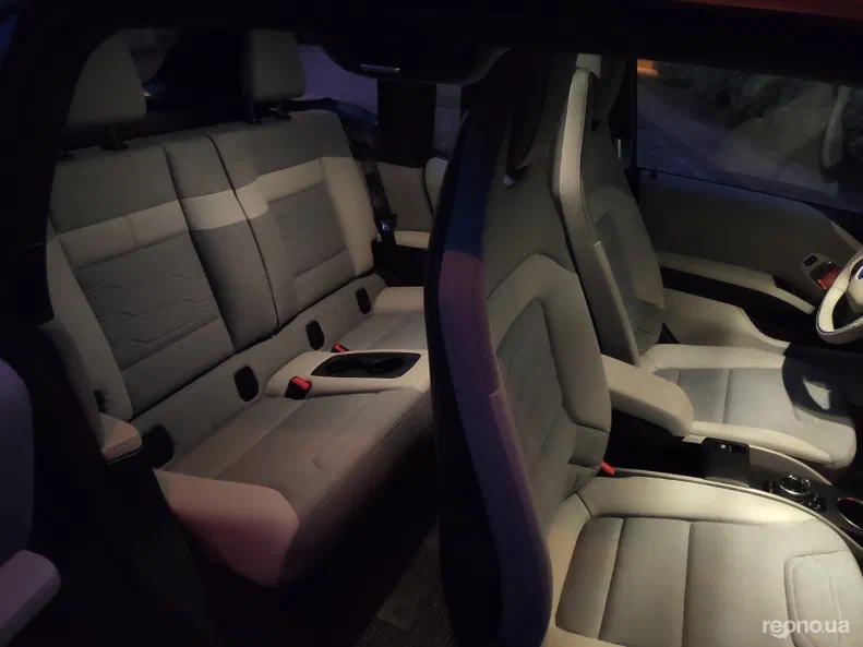 BMW i3 2016 - 10