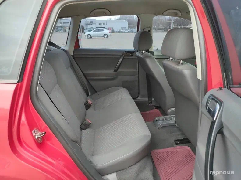 Volkswagen Polo 2003 - 8