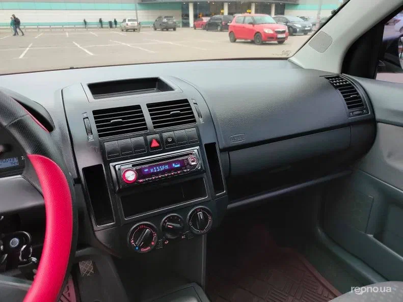 Volkswagen Polo 2003 - 25