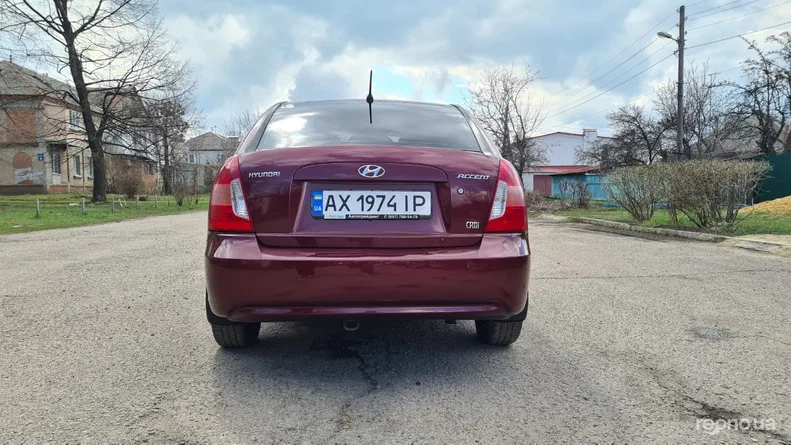 Hyundai Accent 2008 - 6