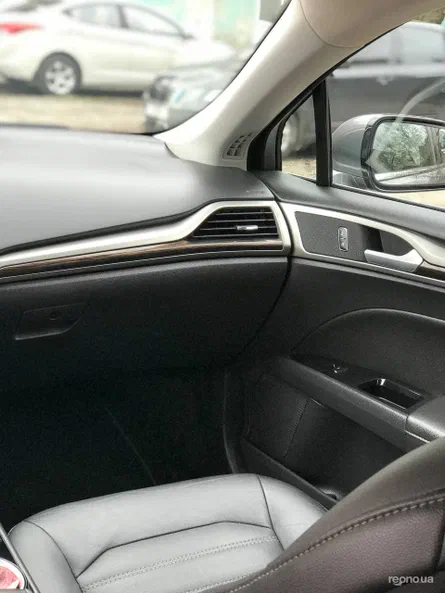 Ford Fusion 2013 - 11