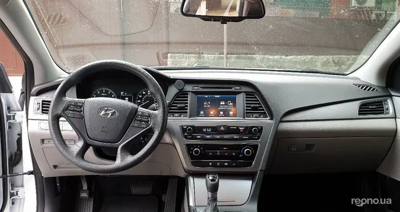 Hyundai Sonata 2016 - 9